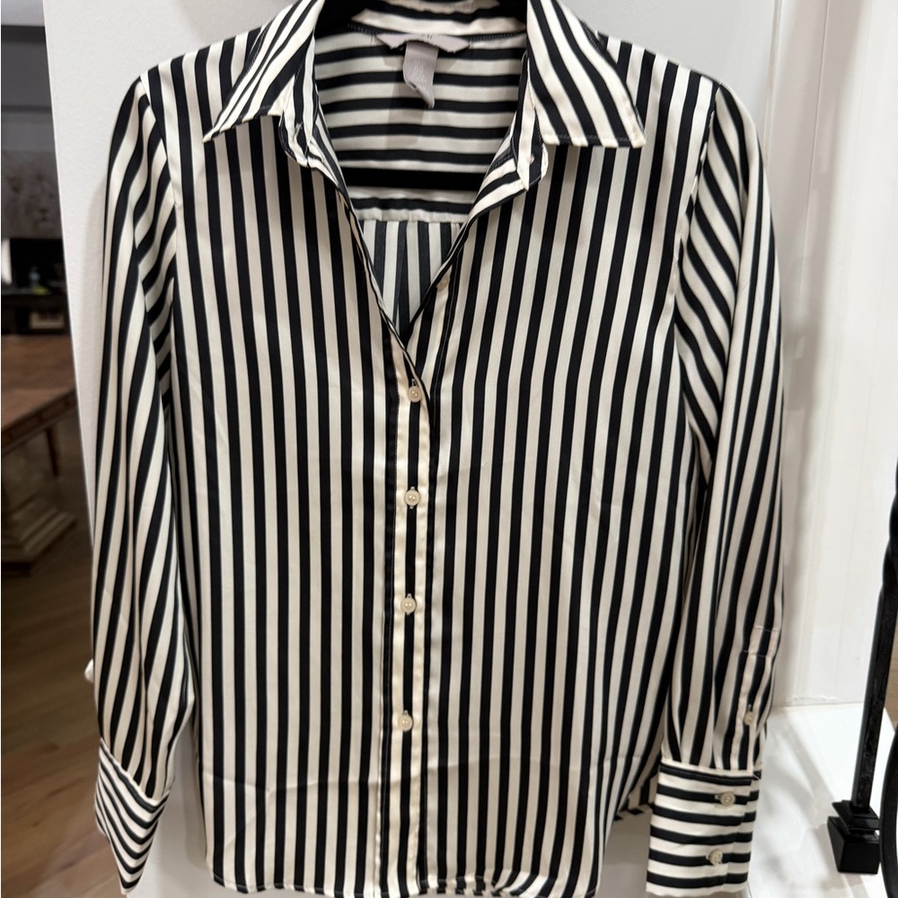 H&M Black and White Striped Button Down Shirt